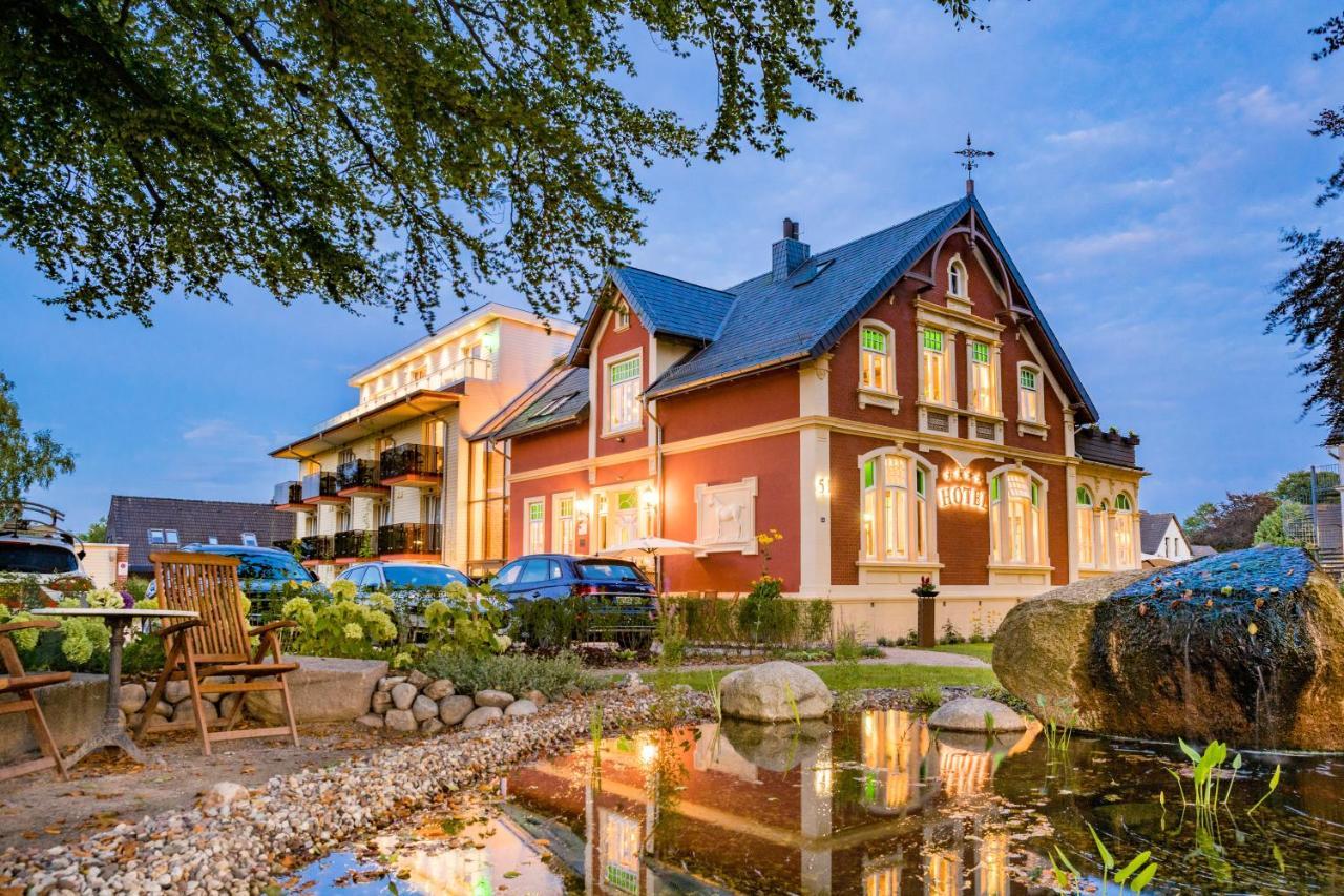 Parkhotel Йевер Екстериор снимка