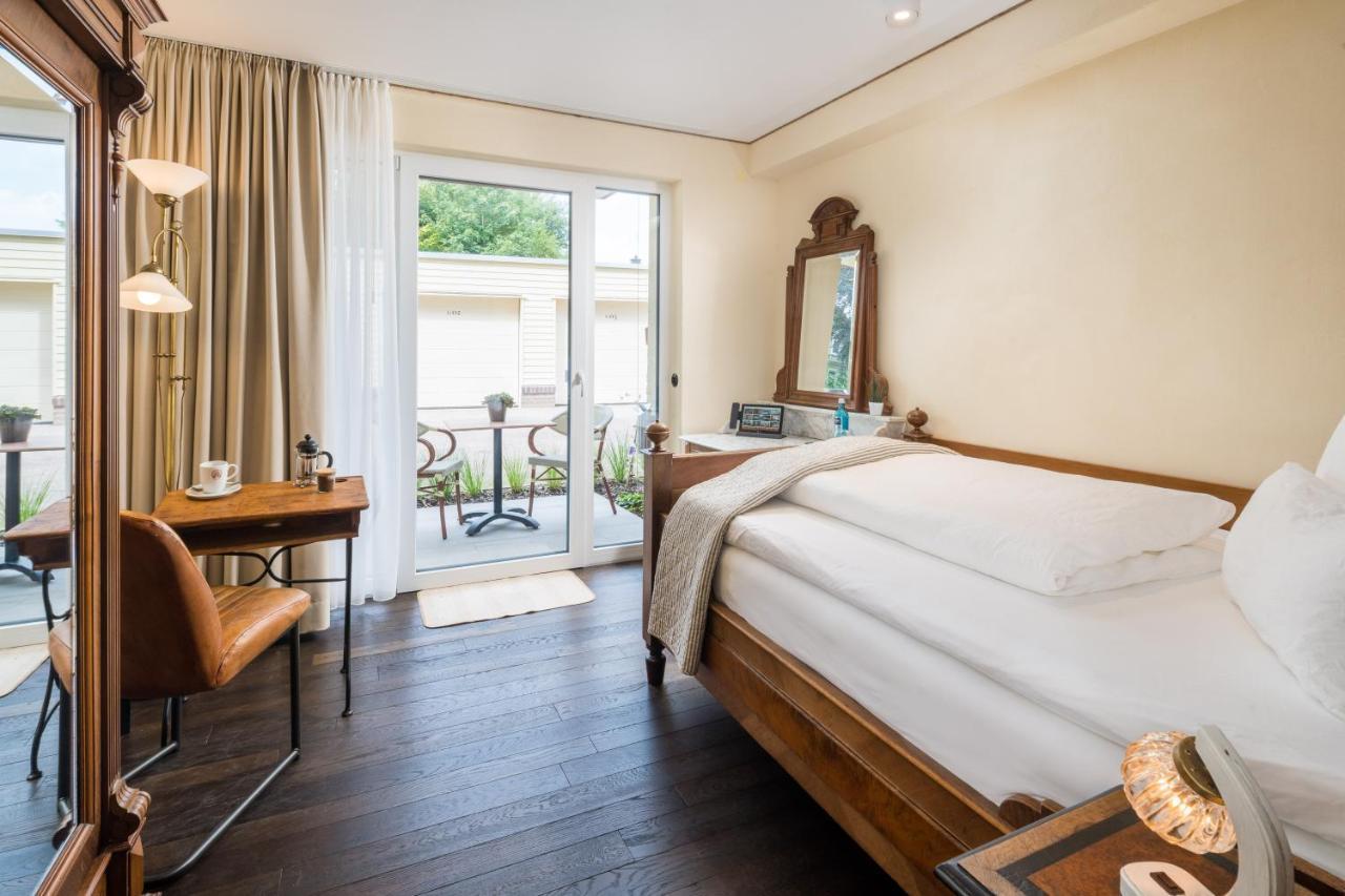 Parkhotel Йевер Екстериор снимка