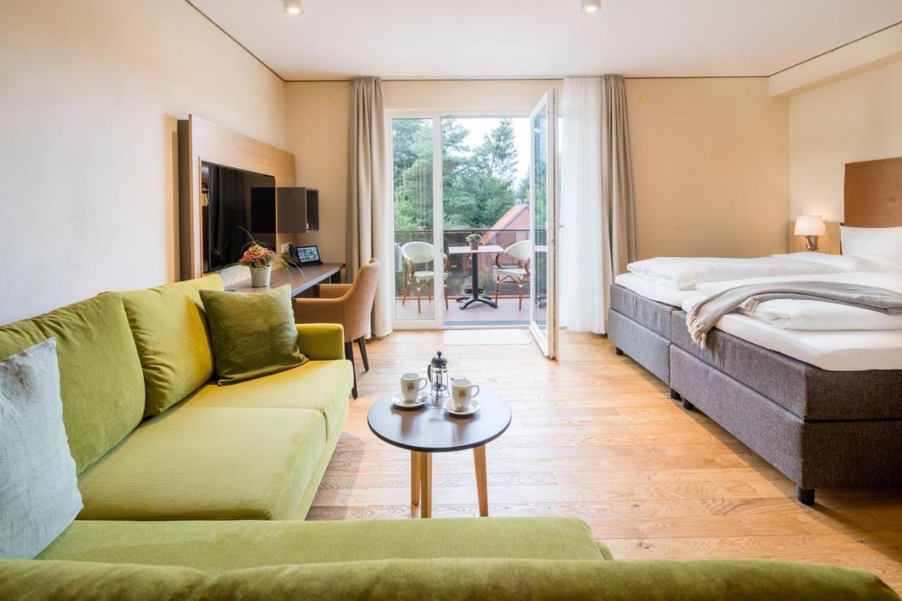 Parkhotel Йевер Екстериор снимка